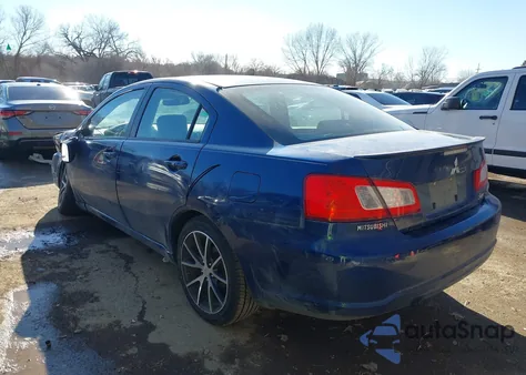 2009 Mitsubishi Galant Es/Sport Edition z USA, uszkodzony, nr VIN 4A3AB36F99E032924